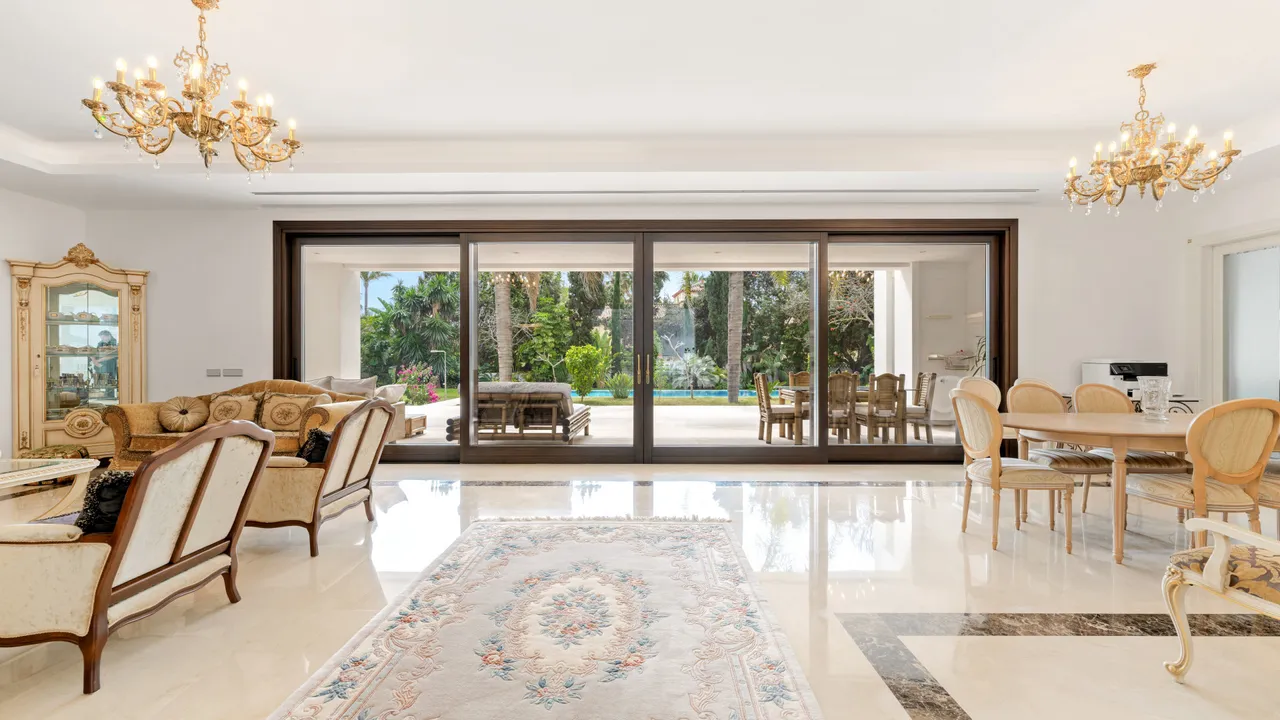 Luxury Villa Steps from the Beach on the Costa del Sol image 1