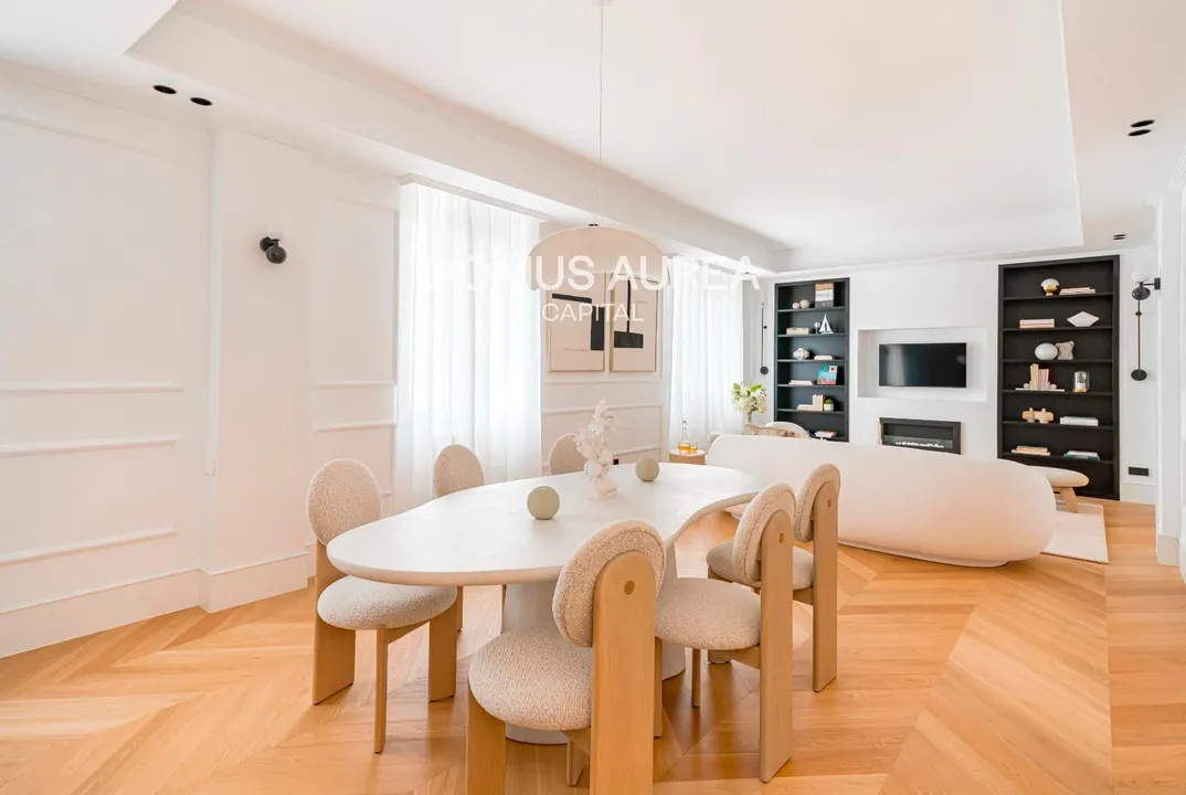Spectacular renovated home in Lista, Salamanca image 1