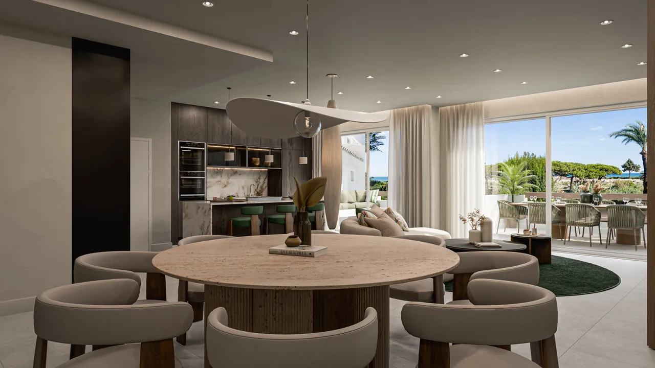 Coastal Luxury in Palm Beach, Marbella image 1