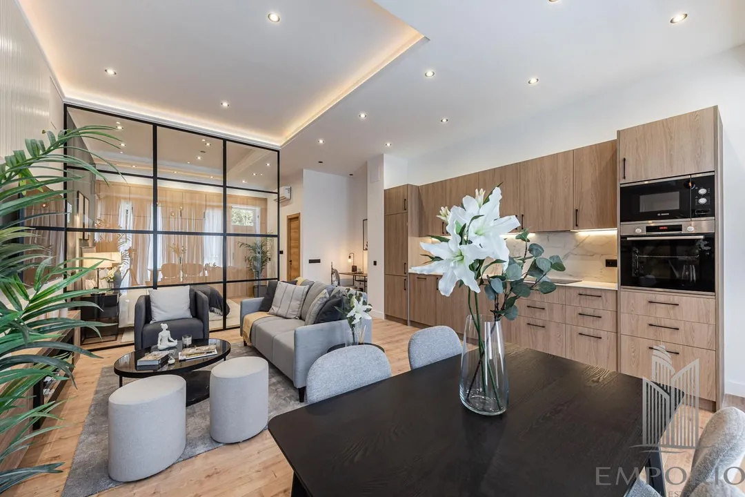 Exclusive Investment: 3 Renovated Homes in Legazpi image 0
