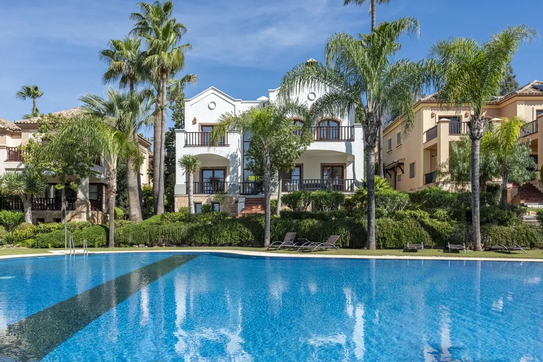 Luxury Andalusian Villa with Sea Views in La Capellanía image 0