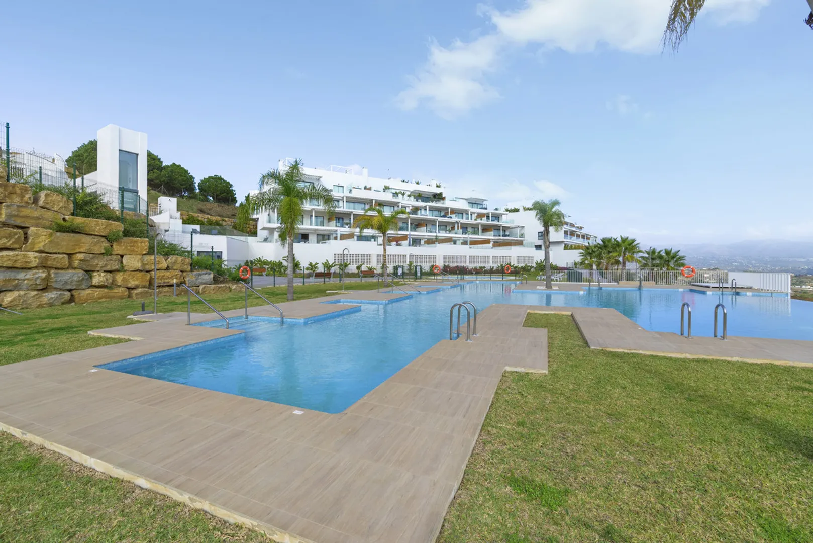 Exclusivo Apartamento en Calanova Golf con Vistas Panorámicas