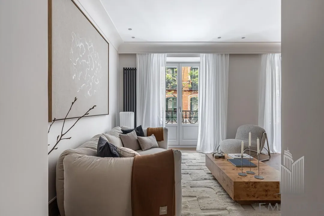 Luxury and Exclusivity Next to Retiro image 0