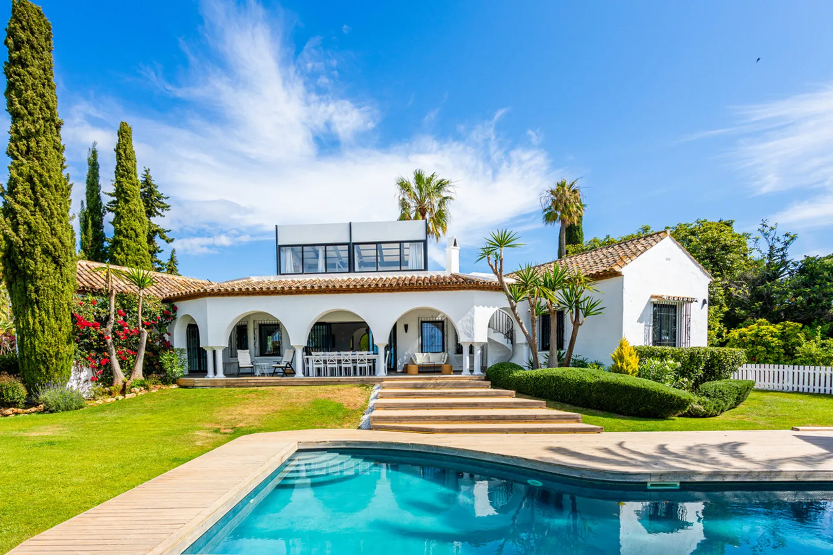 Villa Mediterránea de Lujo con Vistas Espectaculares