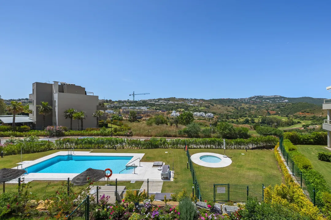 Exclusivo Apartamento Esquinero en La Cala Golf Resort image 1