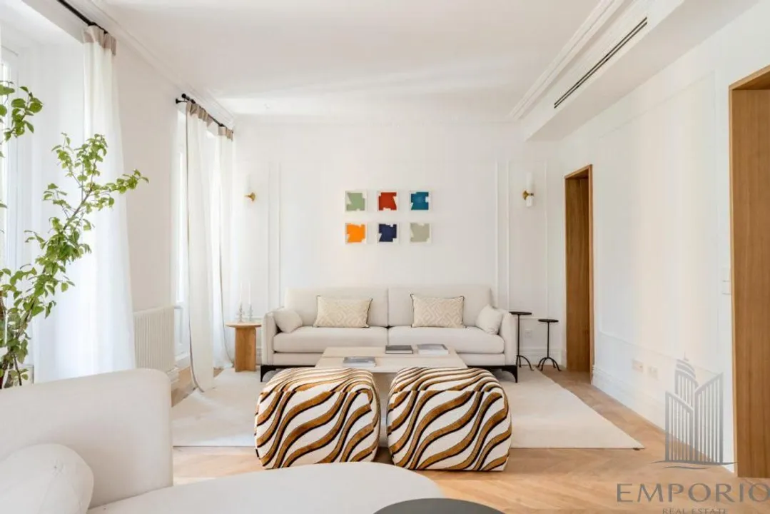 Exclusivity and design in Hermosilla: A renovated gem in Salamanca image 1