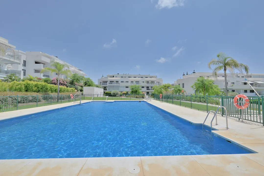 Modern Apartment with Terrace and Pool in La Cala de Mijas image 0