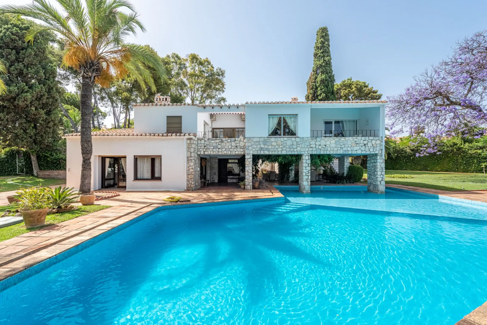 Villa Andaluza en La Reserva de los Monteros