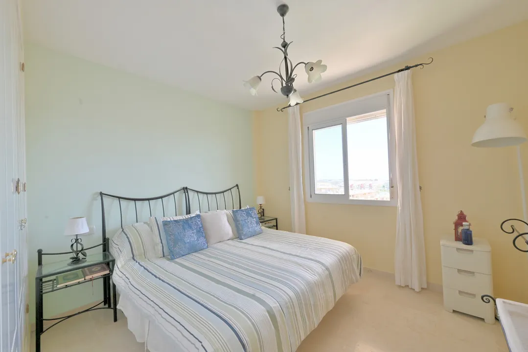 Spectacular Apartment with Views in Riviera del Sol image 3