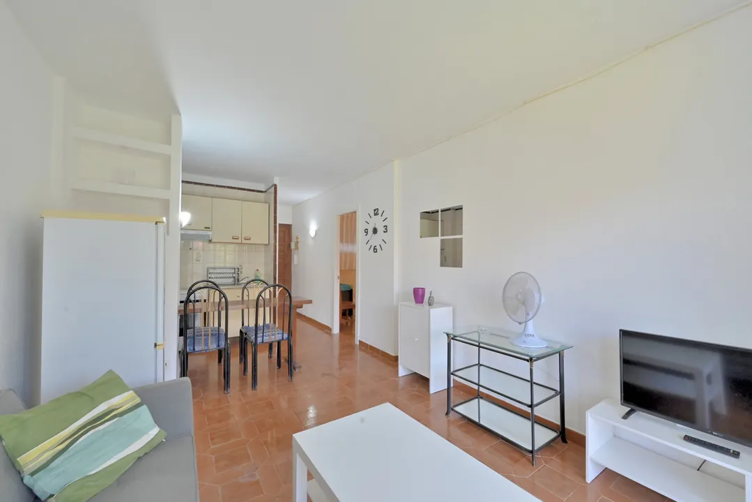 Charming Apartment in Calahonda Baja with Gardens and Pool image 1