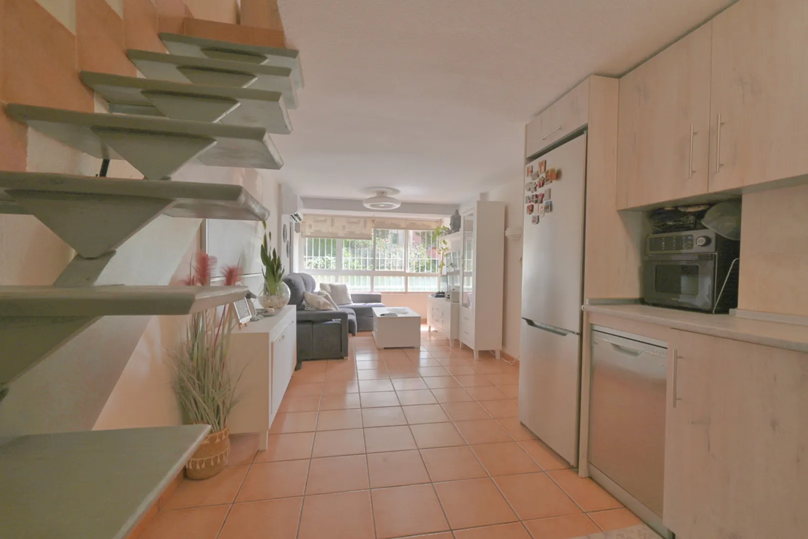 Apartamento Dúplex de 1 Dormitorio en el Corazón de Marbella