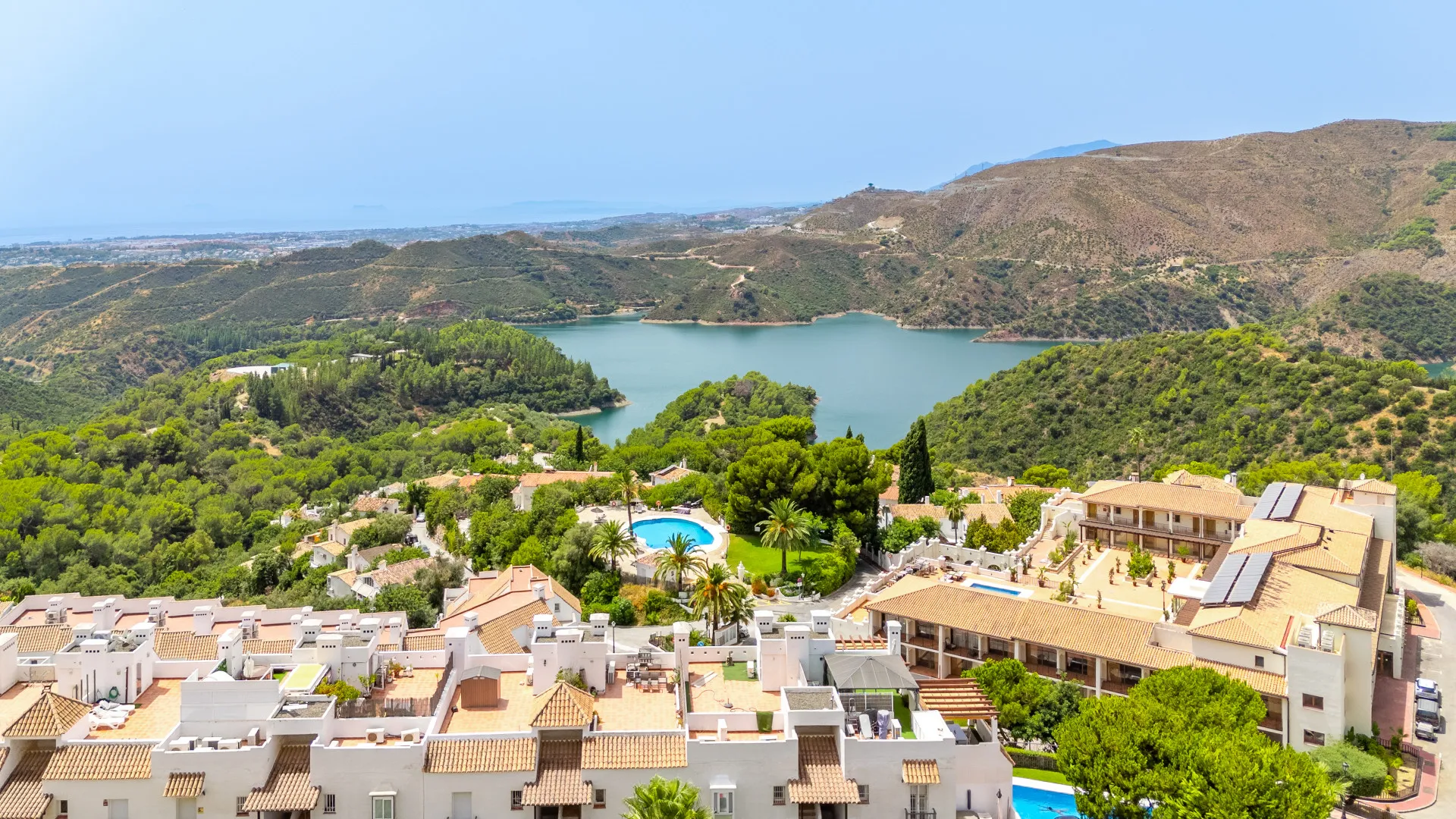 Exclusivo Apartamento con Vistas Panorámicas en Sierra Blanca