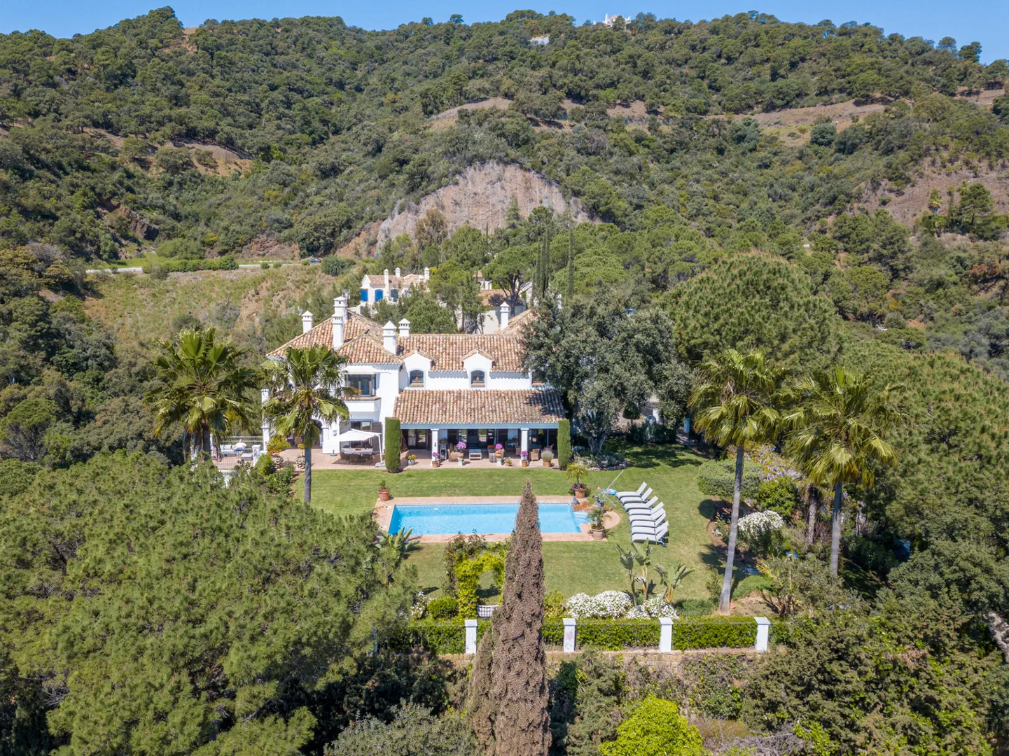 Exclusive Luxury Estate in El Madroñal with Spa and Gardens