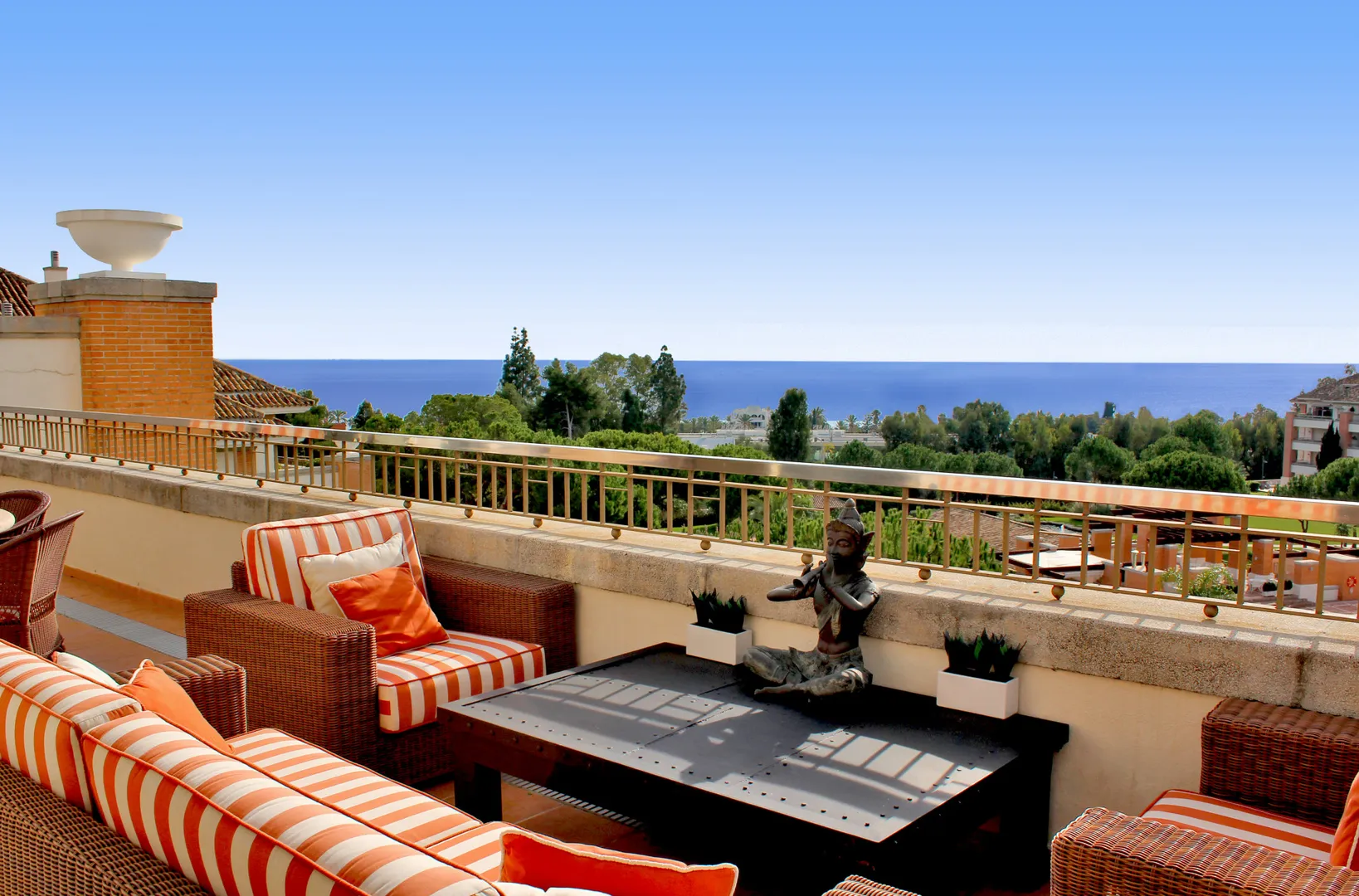 Imagen 1 de Luxury Duplex Penthouse on the Golden Mile with Mediterranean Views