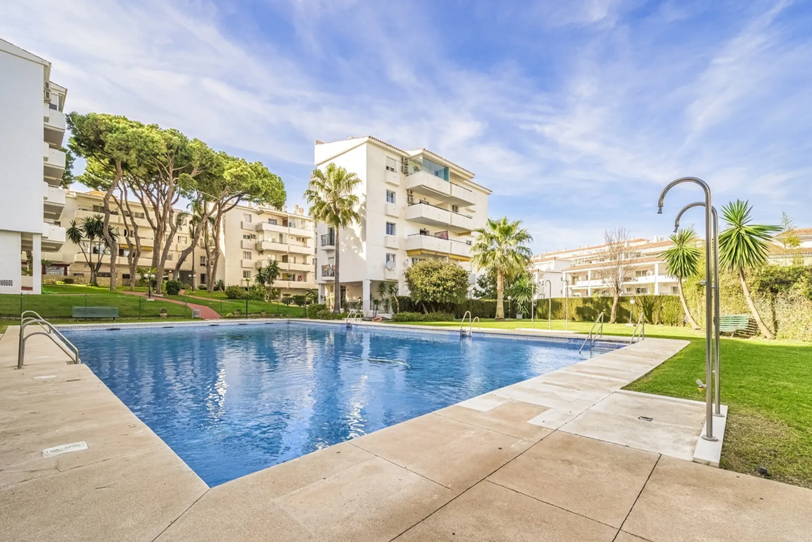 Elegant Renovated Apartment in Calahonda with Garden and Pool Views
