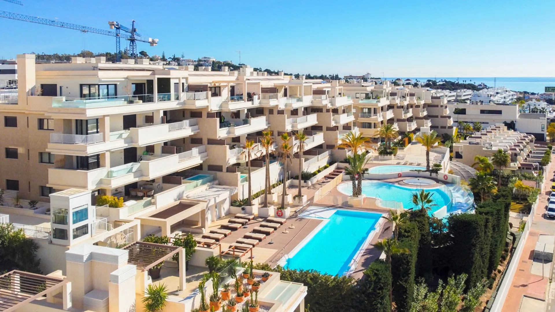 Modern Apartment with 3 Bedrooms and Sea Views in Cala de Mijas