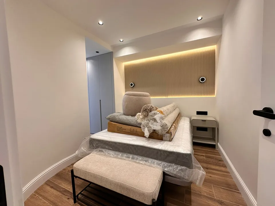 NUÑEZ DE BALBOA VVX image 1