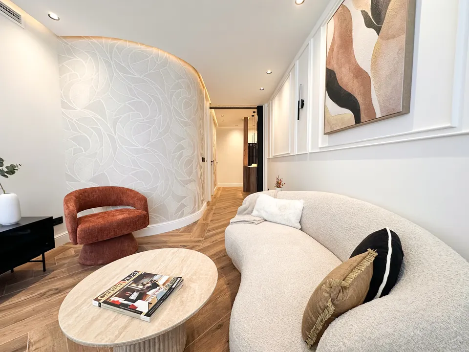 Núñez de Balboa VIB image 2